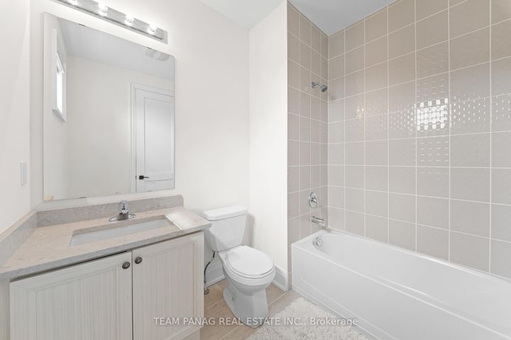 Photo 35 at 25 Trail Rider Drive, Toronto Gore Rural Estate, Brampton