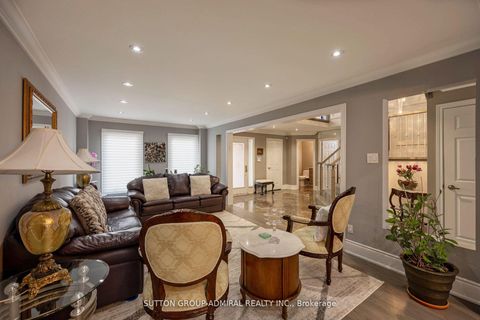 Photo 8 at 1 Regent Street, Mill Pond, Richmond Hill