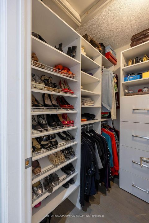 Photo 23 at 1 Regent Street, Mill Pond, Richmond Hill