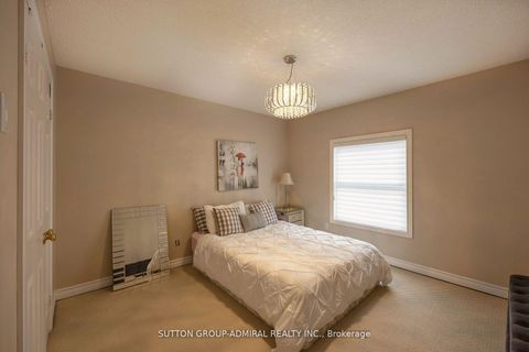 Photo 31 at 1 Regent Street, Mill Pond, Richmond Hill