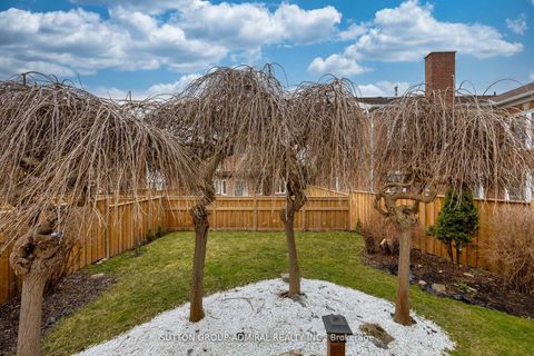 Photo 35 at 1 Regent Street, Mill Pond, Richmond Hill