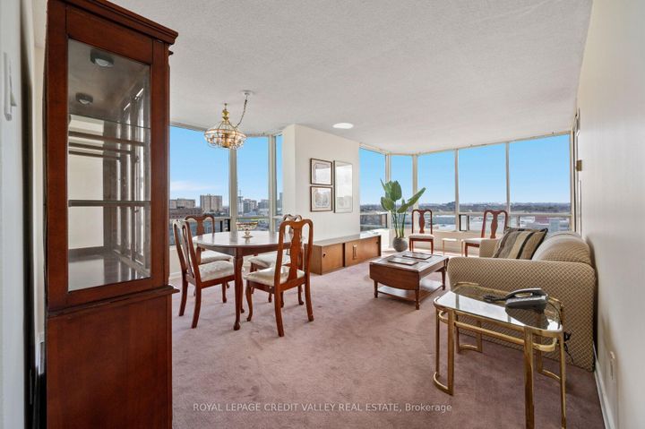 Photo 10 at 1012 - 26 Hanover Road, Queen Street Corridor, Brampton