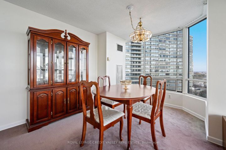 Photo 15 at 1012 - 26 Hanover Road, Queen Street Corridor, Brampton