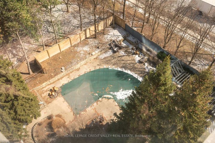 Photo 49 at 1012 - 26 Hanover Road, Queen Street Corridor, Brampton