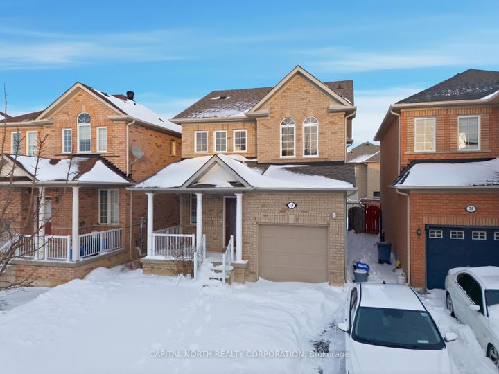 Photo 3 at 74 Bullrush Drive, Vellore Village, Vaughan