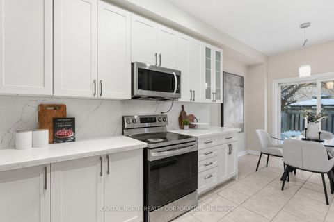 Photo 12 at 74 Bullrush Drive, Vellore Village, Vaughan