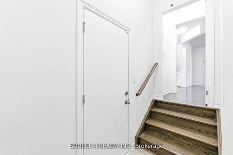 Photo 9 at 376 Danny Wheeler Boulevard, Keswick North, Georgina