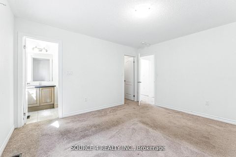 Photo 26 at 376 Danny Wheeler Boulevard, Keswick North, Georgina