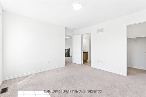 Photo 33 at 376 Danny Wheeler Boulevard, Keswick North, Georgina