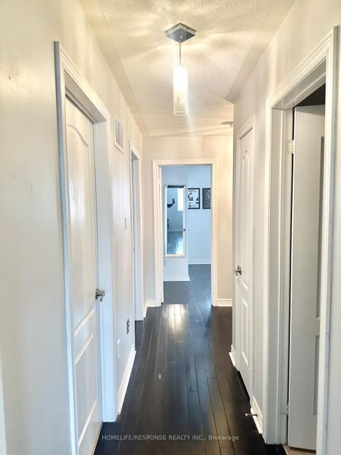 Photo 8 at 9 Aubergine Street, Oak Ridges Lake Wilcox, Richmond Hill