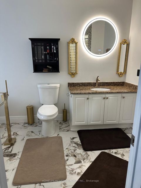 Photo 13 at 9 Aubergine Street, Oak Ridges Lake Wilcox, Richmond Hill