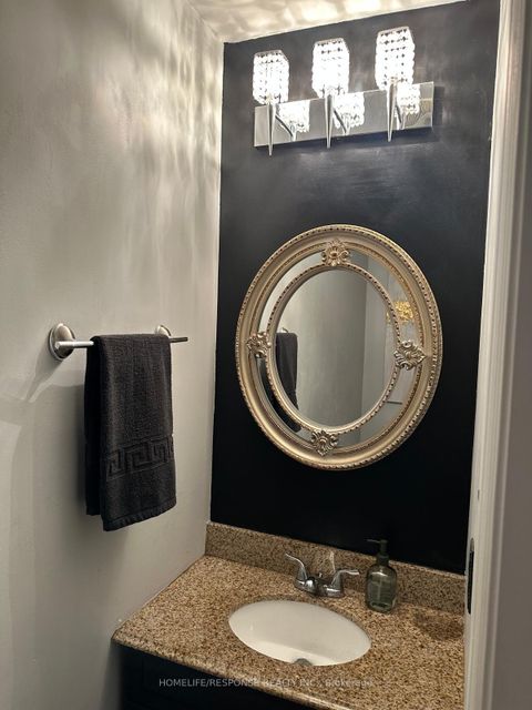 Photo 16 at 9 Aubergine Street, Oak Ridges Lake Wilcox, Richmond Hill