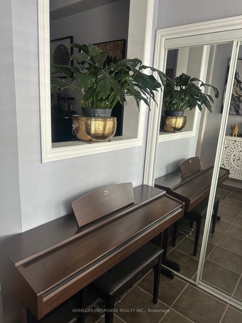 Photo 35 at 9 Aubergine Street, Oak Ridges Lake Wilcox, Richmond Hill