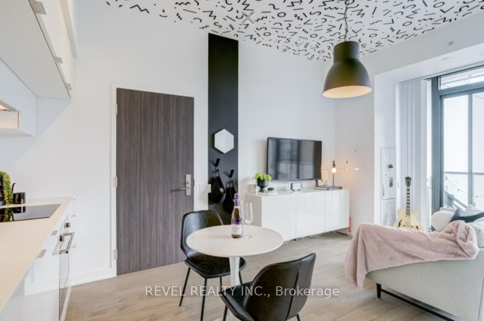 609 - 185 Roehampton Avenue, Mount Pleasant West, Toronto 