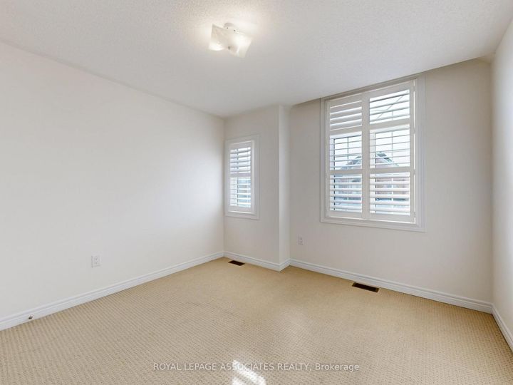 Photo 39 at 10 Lloyd Crescent, Northwest Brampton, Brampton