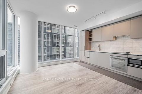 Photo 2 at 2809 - 55 Mercer Street, Waterfront Communities C1, Toronto
