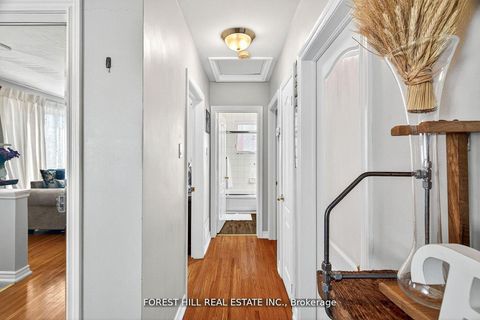 Photo 8 at 1550 Evangeline Drive, Lakeview, Oshawa