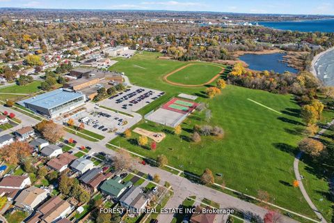 Photo 24 at 1550 Evangeline Drive, Lakeview, Oshawa