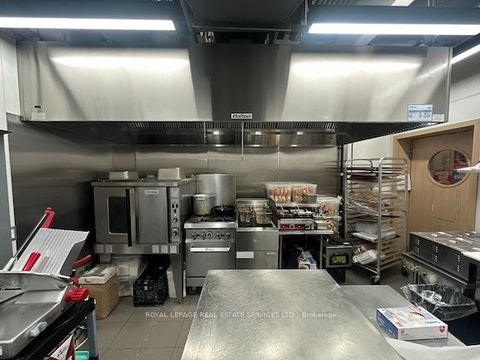 Photo 1 at 486 Front Street, Waterfront Communities C1, Toronto