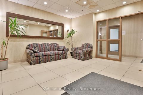 Photo 6 at 101 - 9 Chalmers Road, Doncrest, Richmond Hill