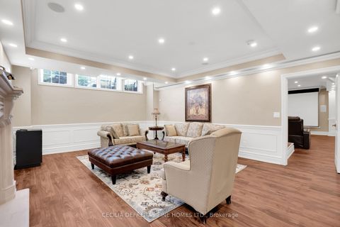 Photo 23 at 11 Beauvista Court, Vellore Village, Vaughan