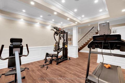 Photo 27 at 11 Beauvista Court, Vellore Village, Vaughan