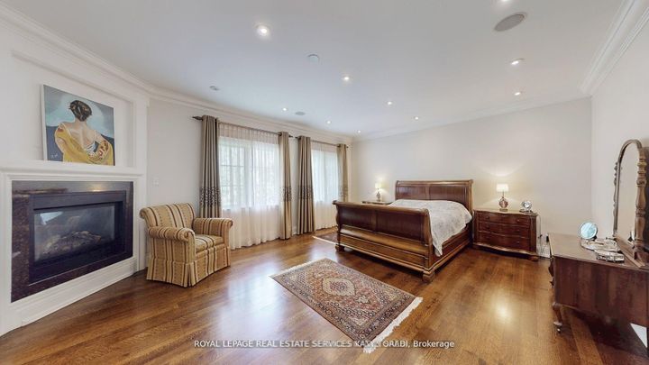 Photo 23 at 1B Carluke Crescent, Windfields, Toronto