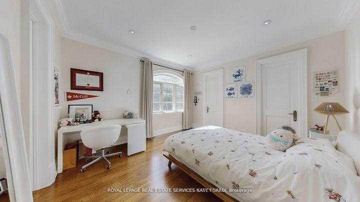 Photo 31 at 1B Carluke Crescent, Windfields, Toronto