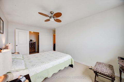 Photo 3 at 811 - 180 Markham Road, Scarborough Village, Toronto
