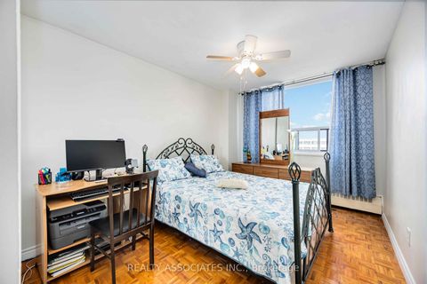 Photo 10 at 811 - 180 Markham Road, Scarborough Village, Toronto