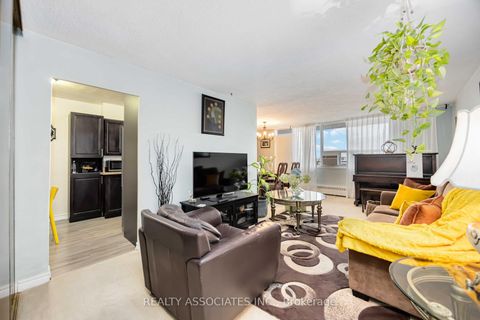 Photo 14 at 811 - 180 Markham Road, Scarborough Village, Toronto