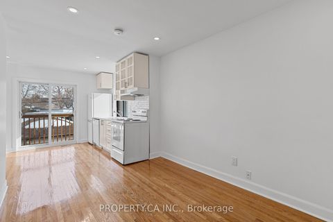 Photo 9 at 679 Vaughan Road, Oakwood Village, Toronto