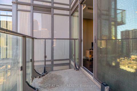 Photo 18 at 1109 - 75 St Nicholas Street, Bay Street Corridor, Toronto