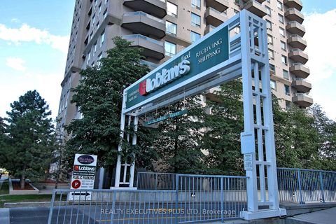 Photo 17 at 604 - 18 Hillcrest Avenue, Willowdale East, Toronto