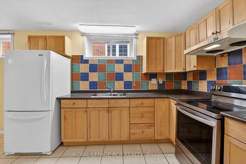 Photo 26 at 47 Navaho Drive, Pleasant View, Toronto