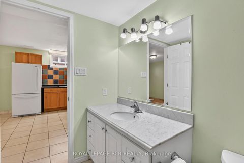 Photo 28 at 47 Navaho Drive, Pleasant View, Toronto