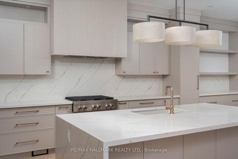 Photo 8 at 45 Drynoch Avenue, Oak Ridges Lake Wilcox, Richmond Hill