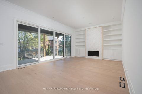 Photo 13 at 45 Drynoch Avenue, Oak Ridges Lake Wilcox, Richmond Hill