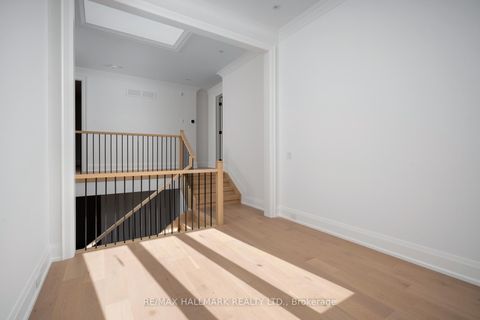 Photo 18 at 45 Drynoch Avenue, Oak Ridges Lake Wilcox, Richmond Hill