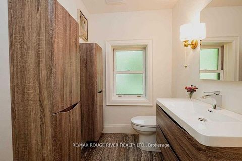 Photo 28 at 11 Donwoods Drive, York Mills, Toronto