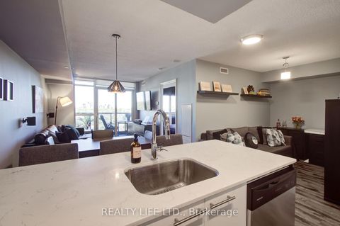 Photo 8 at 1003 - 5 Valhalla Inn Road, City Centre West, Toronto