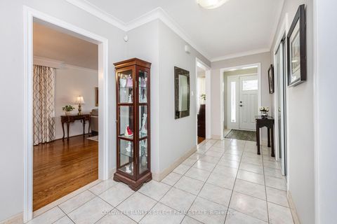Photo 4 at 72 Mayall Avenue, CFB, Toronto