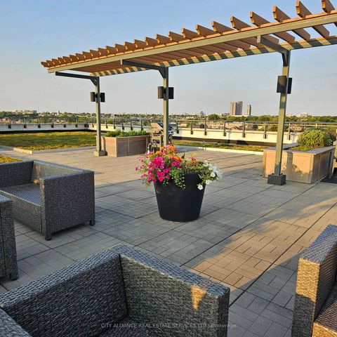 Photo 24 at 512 - 2522 Keele Street, Maple Leaf, Toronto