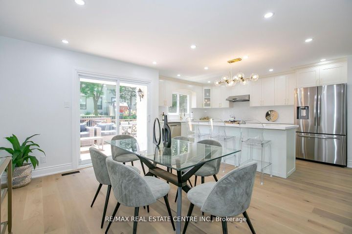 Photo 12 at 6978 Estoril Road, Meadowvale, Mississauga