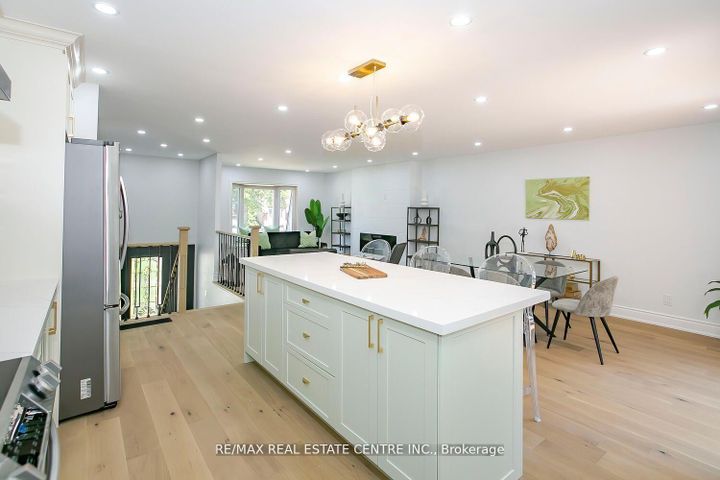 Photo 16 at 6978 Estoril Road, Meadowvale, Mississauga