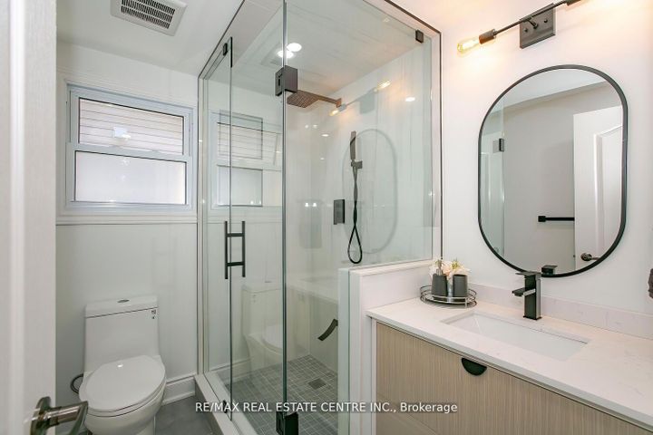 Photo 26 at 6978 Estoril Road, Meadowvale, Mississauga