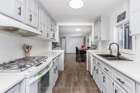 Photo 10 at 3 Fairbirch Court, Rural Innisfil, Innisfil