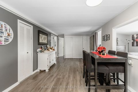 Photo 14 at 3 Fairbirch Court, Rural Innisfil, Innisfil