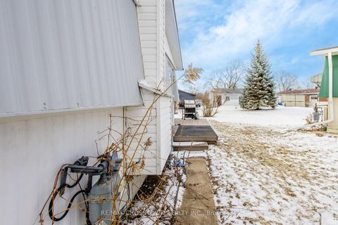 Photo 34 at 3 Fairbirch Court, Rural Innisfil, Innisfil