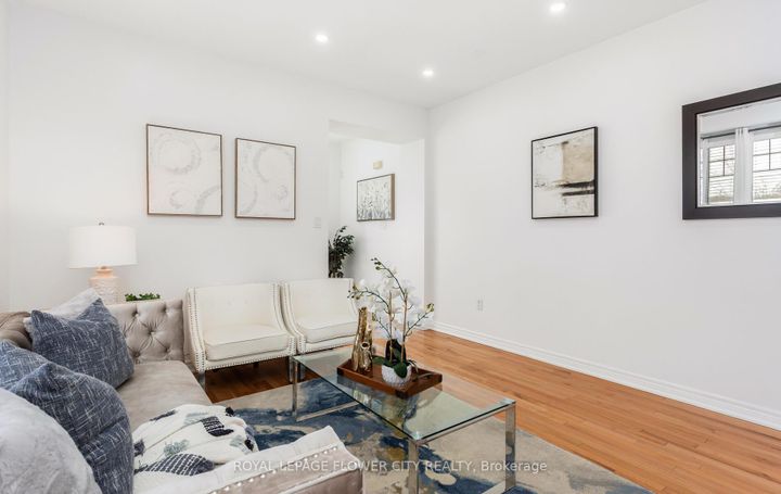 Photo 4 at 2 Archville Street, Credit Valley, Brampton